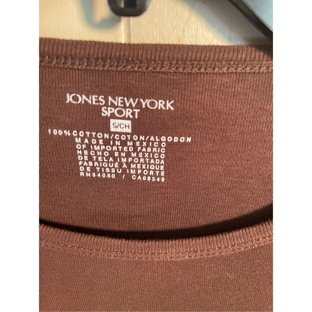 Jones New York Brown Top - Picture 2 of 2